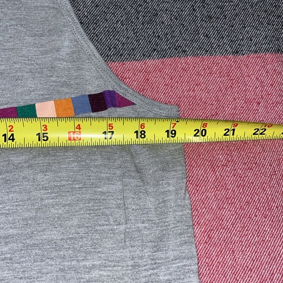 Peloton tank. Size 2XL - Picture 3 of 5